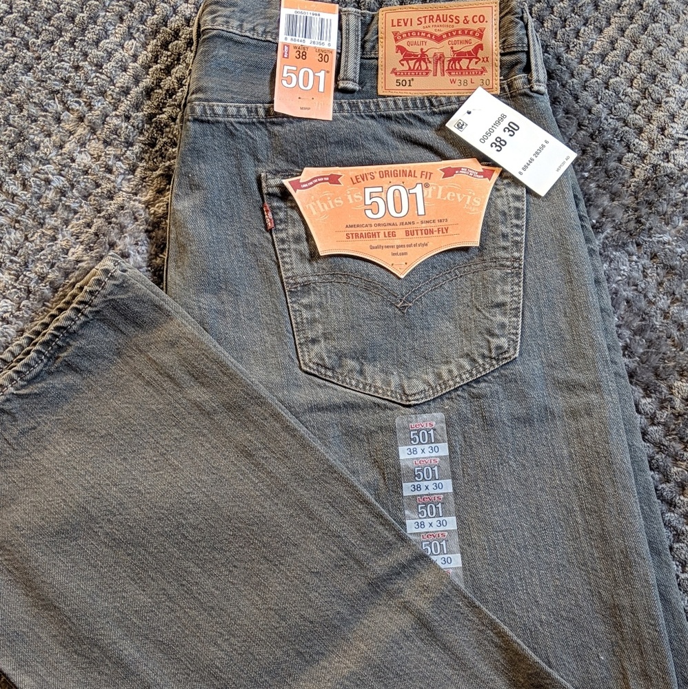 Levi's 501 Original Fit Straight Leg Button Fly